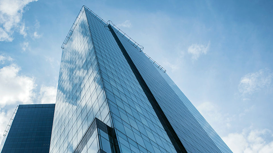 坐落于中國(guó)第一個(gè)石油基地――玉門，是生產(chǎn)各類真空油脂和特種潤(rùn)滑脂的專業(yè)公司，集研究、開發(fā)、生產(chǎn)于一體的生產(chǎn)經(jīng)營(yíng)企業(yè)。具有幾十年專業(yè)生產(chǎn)真空油脂和特種潤(rùn)滑脂的生產(chǎn)經(jīng)驗(yàn)，具有先進(jìn)的硬件設(shè)施－分子蒸餾裝置，可以使石油餾分低溫下切割到極窄流程，保證真空油脂產(chǎn)品性能，也具有國(guó)內(nèi)先進(jìn)的真空脂類產(chǎn)品的生產(chǎn)系統(tǒng)。不僅生產(chǎn)窄餾分、高粘度指數(shù)、低飽和蒸氣壓和極限壓強(qiáng)的礦物型擴(kuò)散泵油、增壓泵油和真空泵油系列，還生產(chǎn)高質(zhì)量的具有良好的塑性指標(biāo)低飽和蒸氣壓、附著力強(qiáng)、密封性能好...